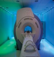Luz de ambiente para aplicaciones en MRI